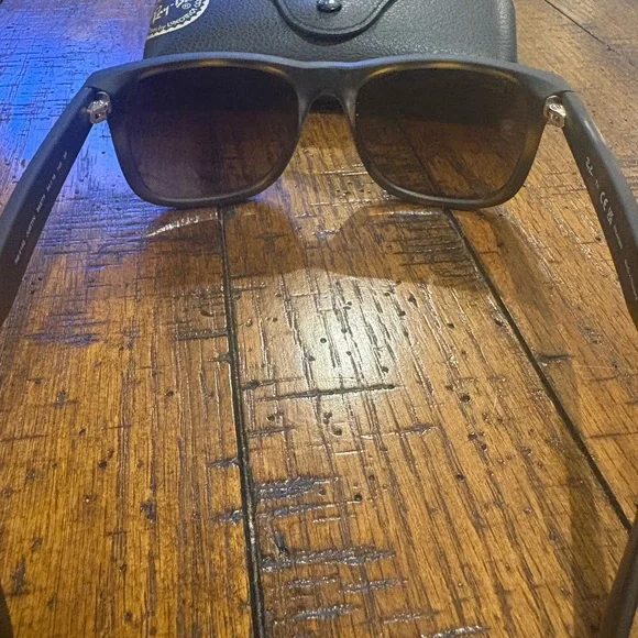 Ray-Ban Matte Black Sunglasses with Case - Picture 3 of 7